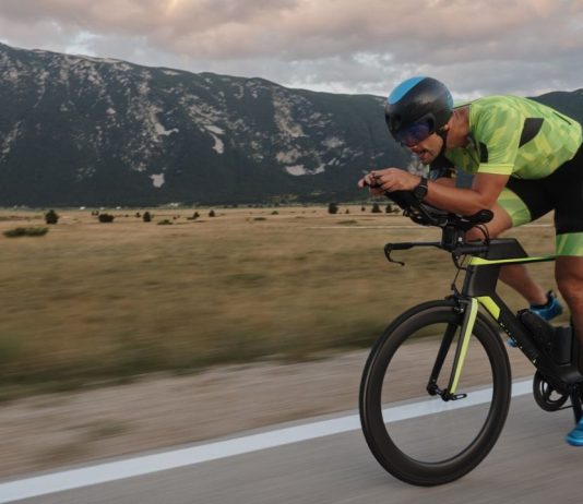 Top 10 Advantages of Aero Handlebars in Long-Distance Triathlon Cycling
